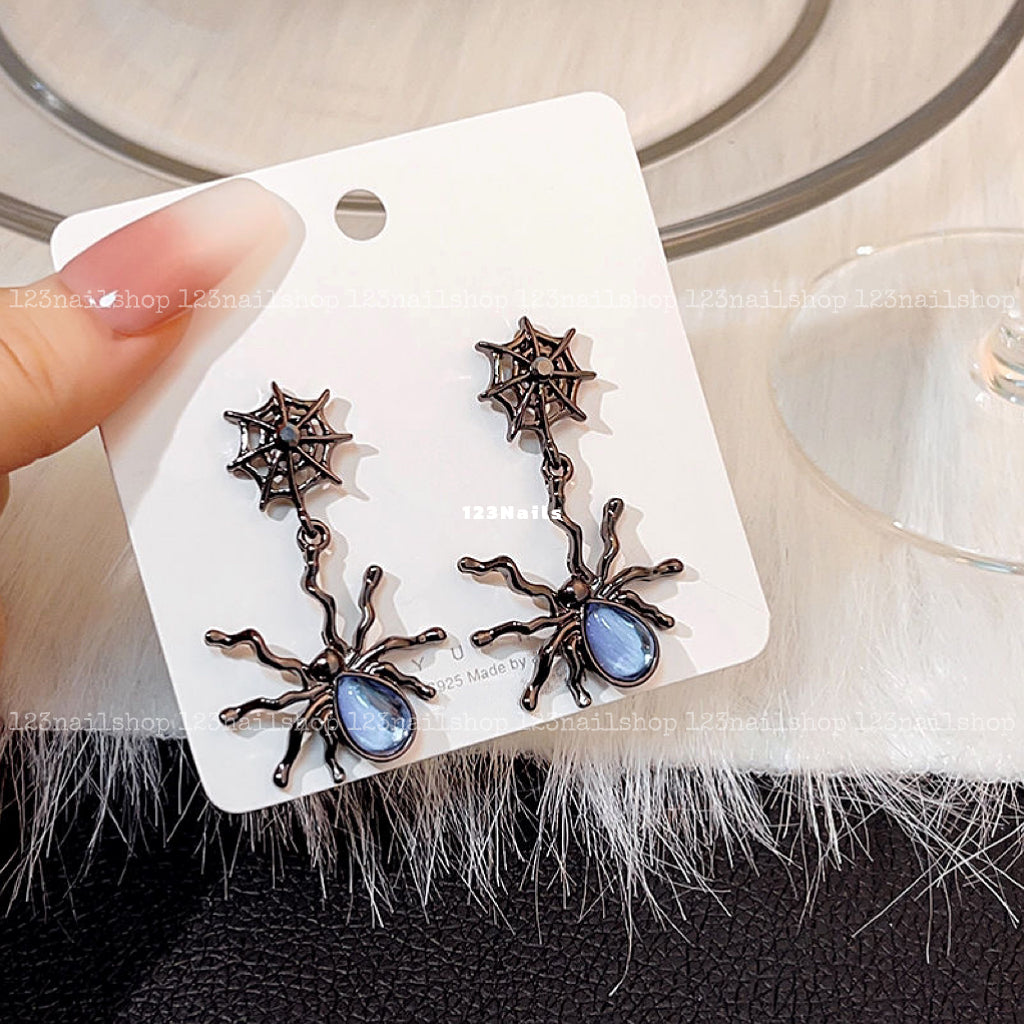 Gothic Halloween Spider Earrings, Spooky Chic Jewelry Gift