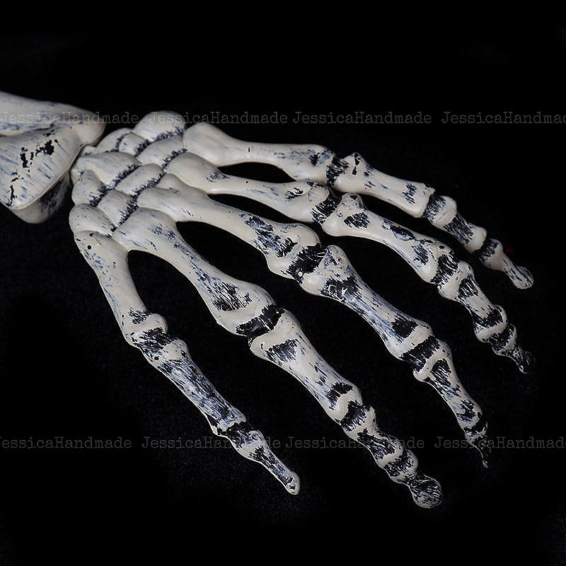 Ground insert skull simulation prop, Ghost hand three piece set